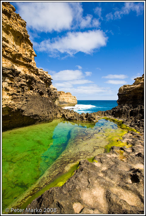 WV8X9374.jpg - Colourful tidal pool, the Grotto, Great Ocean Road, Australia.