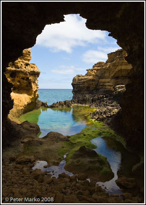 WV8X9346.jpg - Colourful tidal pool, the Grotto, Great Ocean Road, Australia.