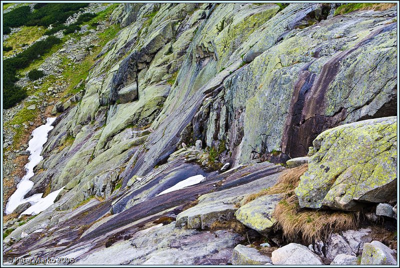 WV8X0940.jpg - Colorful Rocks, Waterfall Skok, Strbske Pleso, High Tatras, Slovakia, Europe