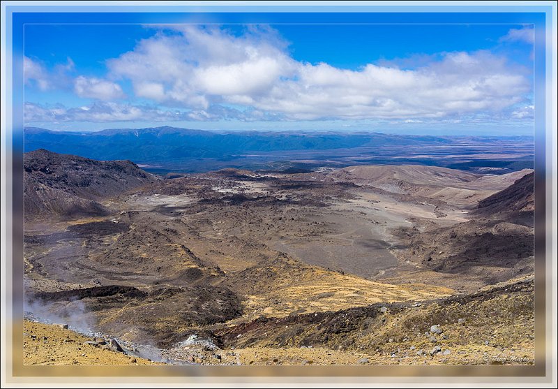 DSC00524.jpg - Desert area of Tongariro National Park.