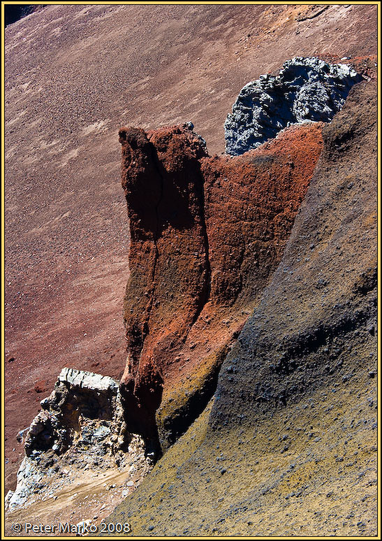 WV8X4865.jpg - Red Crater (1886 m), Tongariro National Park, New Zealand