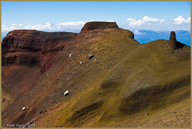 WV8X4870.jpg - Red Crater (1886 m), Tongariro National Park, New Zealand