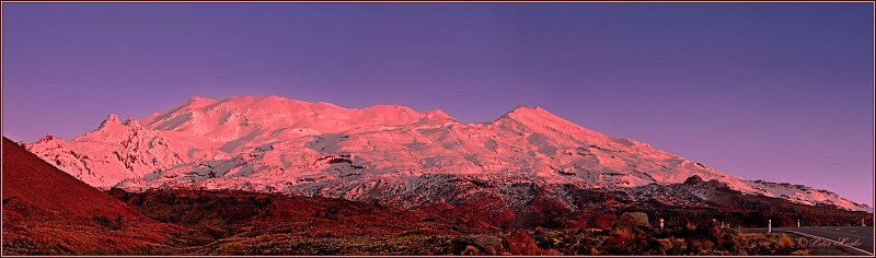 Ruapehu_4_web.jpg - Sunset at Mt. Ruapehu, Tongariro National Park, New Zealand