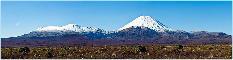 Tong1.jpg - Mt. Tongariro and Mt. Ngauruhoe. Tongariro National Park, New Zealand. Panorama 11973 x 3036 pixels.