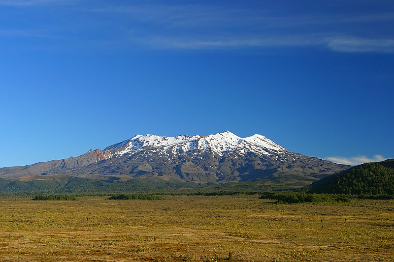 00031_RJ.jpg - Mt. Ruapehu, Tongariro National Park, New Zealand