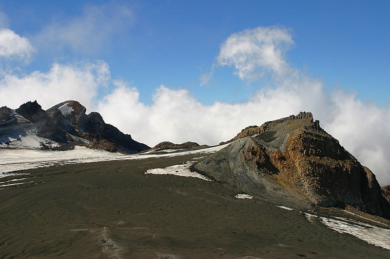 195_9593.jpg - Mt. Ruapehu - crater, Tongariro National Park, New Zealand