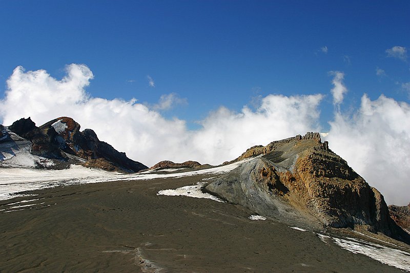 196_9646.jpg - Mt. Ruapehu - crater, Tongariro National Park, New Zealand