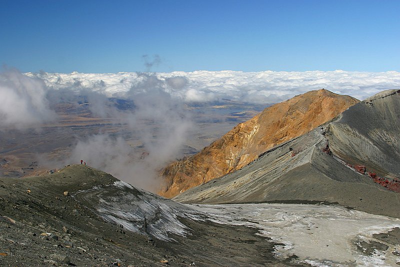 196_9657.jpg - Mt. Ruapehu - crater, Tongariro National Park, New Zealand