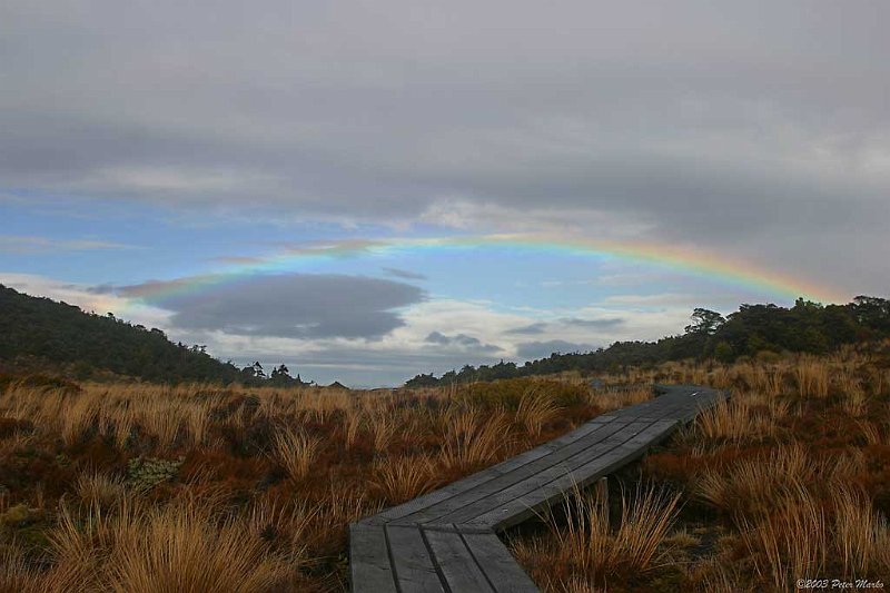 Tongariro_6.jpg - Rainbow, Tongariro National Park, New Zealand