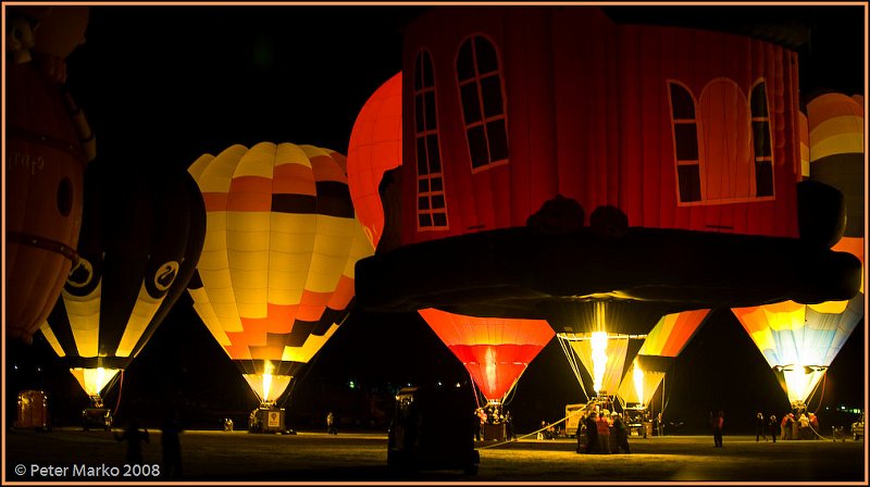 WV8X6559.jpg - Waikato Balloon Festival 2008 - Night Glowing