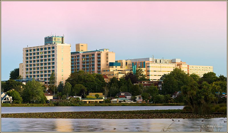 WDHB.jpg - Waikato Hospital, view from Lake Rotoroa, Hamilton, New Zealand (36 MPix)