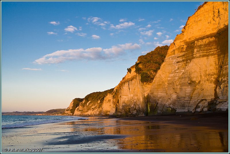 WV8X3192.jpg - White Cliffs at sunset, Taranaki, New Zealand