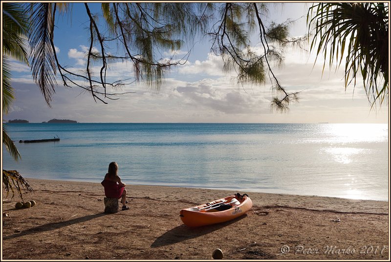 IMG_9174.jpg - Watching sunset from the beach of Akaiami Island. Aitutaki, Cook Islands.