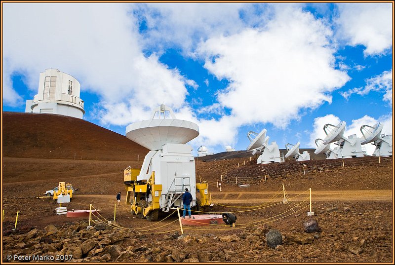 WV8X2470.jpg - Moving the millimeter telescope, Mauna Kea, Big Island, Hawaii