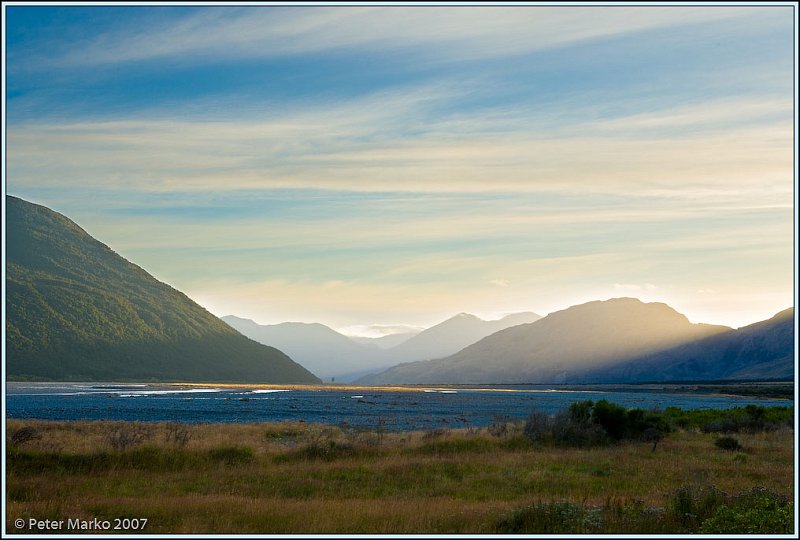 WV8X4889.jpg - Waimakariri River at sunrise, Arthurs Pass National Park, New Zealand