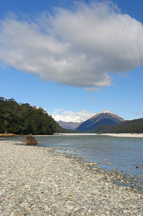 209_0909.jpg - Glenorchy, South Island, New Zealand