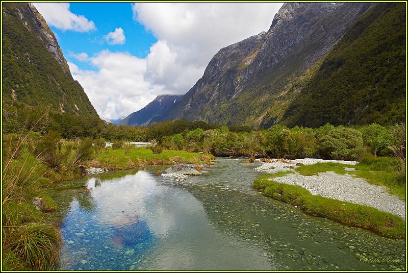 WV8X2851.jpg - Clinton River, Milford Track, Day 2, Fiordland National Park, New Zealand