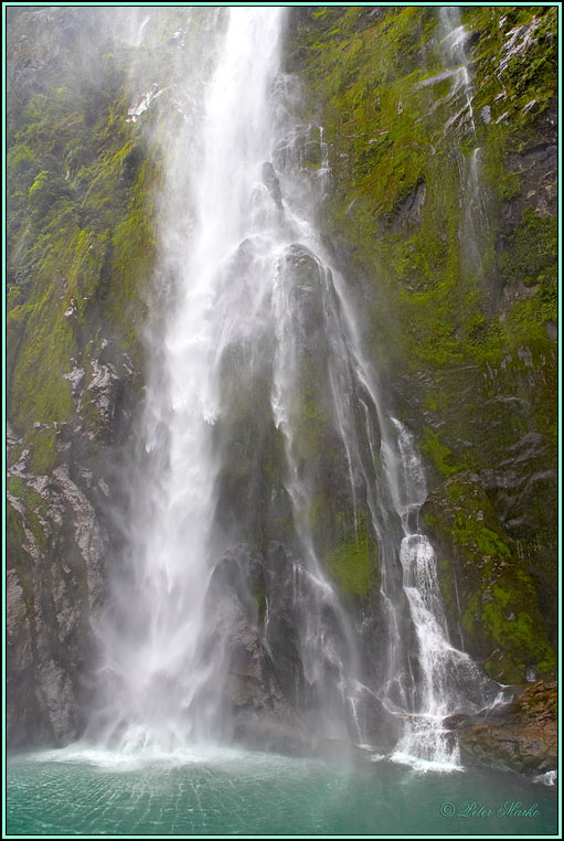 WV8X3321.jpg - Falls, Milford Sound, Fiordland National Park, New Zealand