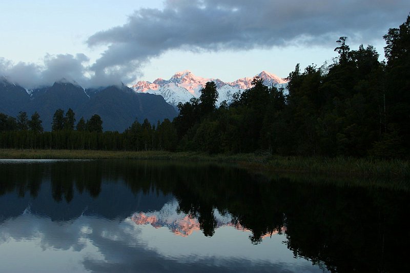 212_1230.jpg - Mt. Cook and Mt.Tasman, view from Lake Matheson, New Zealand