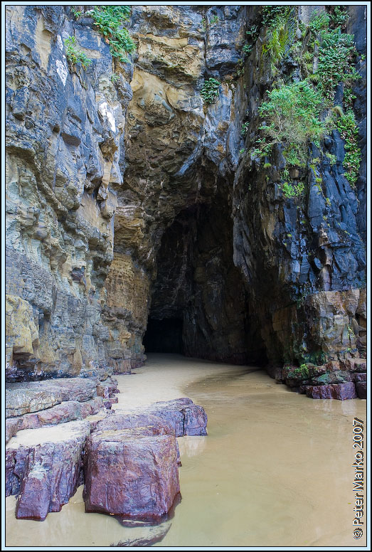 WV8X0063.jpg - Cathedral Caves, Catlins, South Island, New Zealand