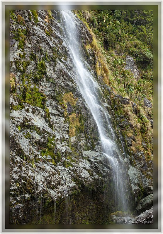 IMG_2774.jpg - Earland Falls, Routeburn Track, Fiordland National Park, New Zealand.