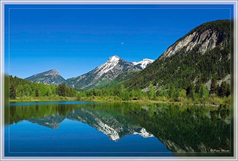 IMG_4403-Edit.jpg - Beaver Lake in Marble, Colorado, USA in late spring. Panorama 8898 x 5804 pixels.